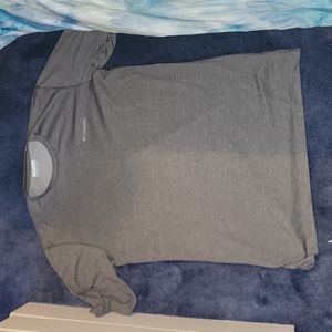 Large Grey Columbia t-shirt